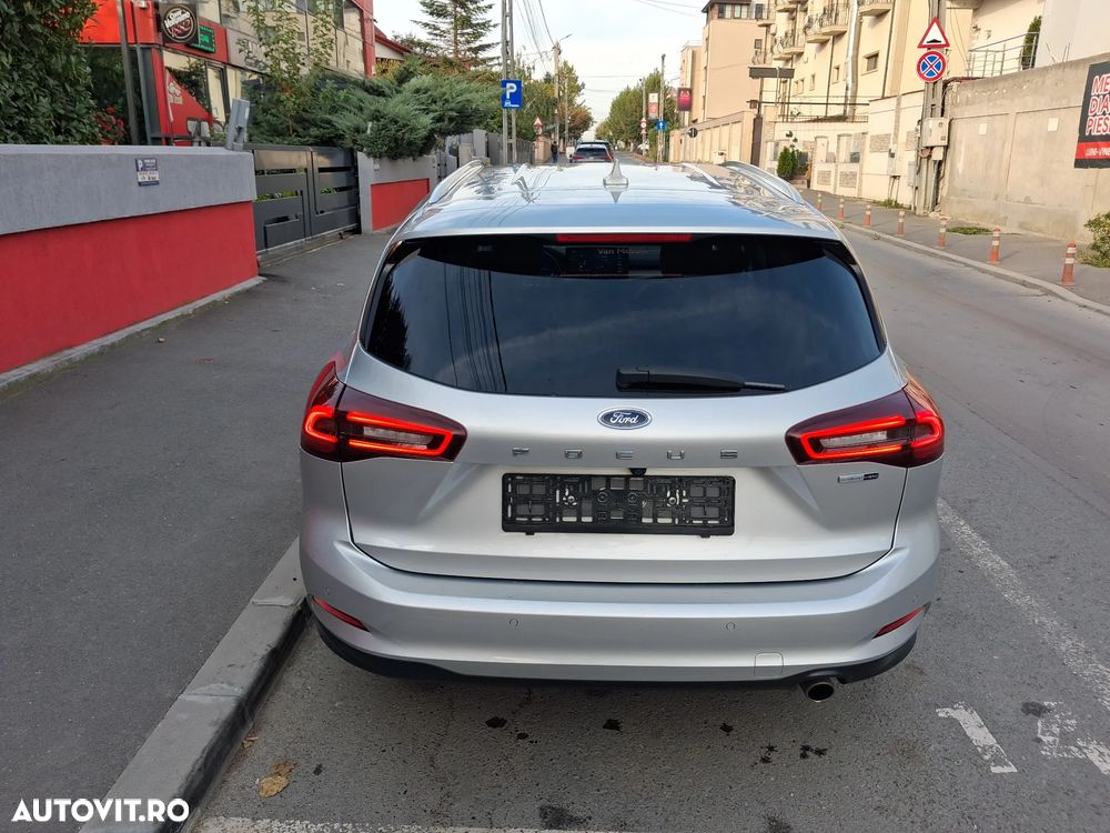 Ford Focus 2023 photo 3