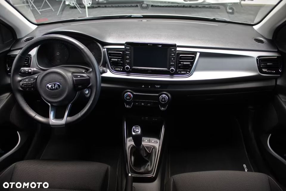 Kia Rio 1.4 Business Line - 13