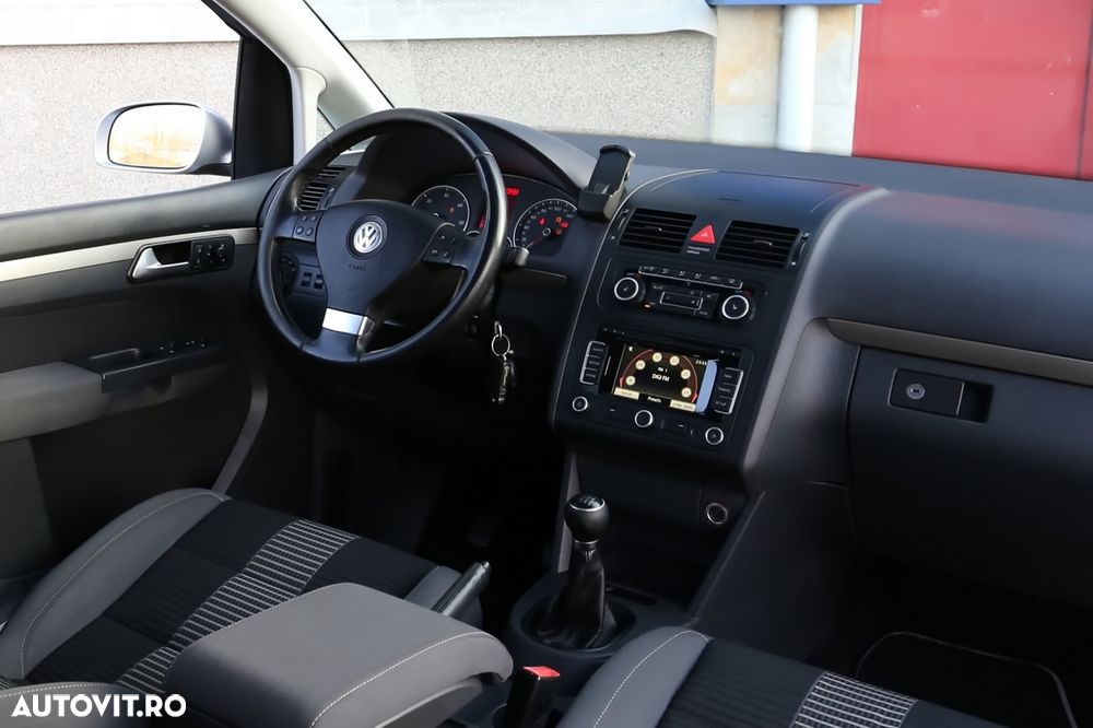 Volkswagen Touran 1.9 TDI DPF Highline - 16