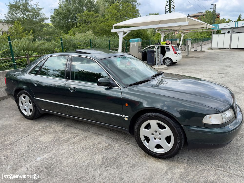 Audi A8 2.8 - 8