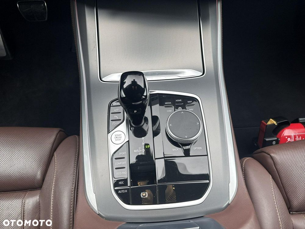 BMW X5 xDrive25d - 24