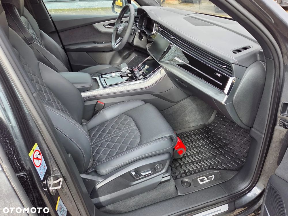 Audi SQ7 - 22