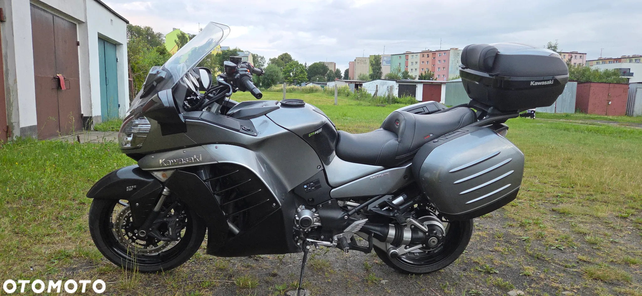 Kawasaki GTR - 11