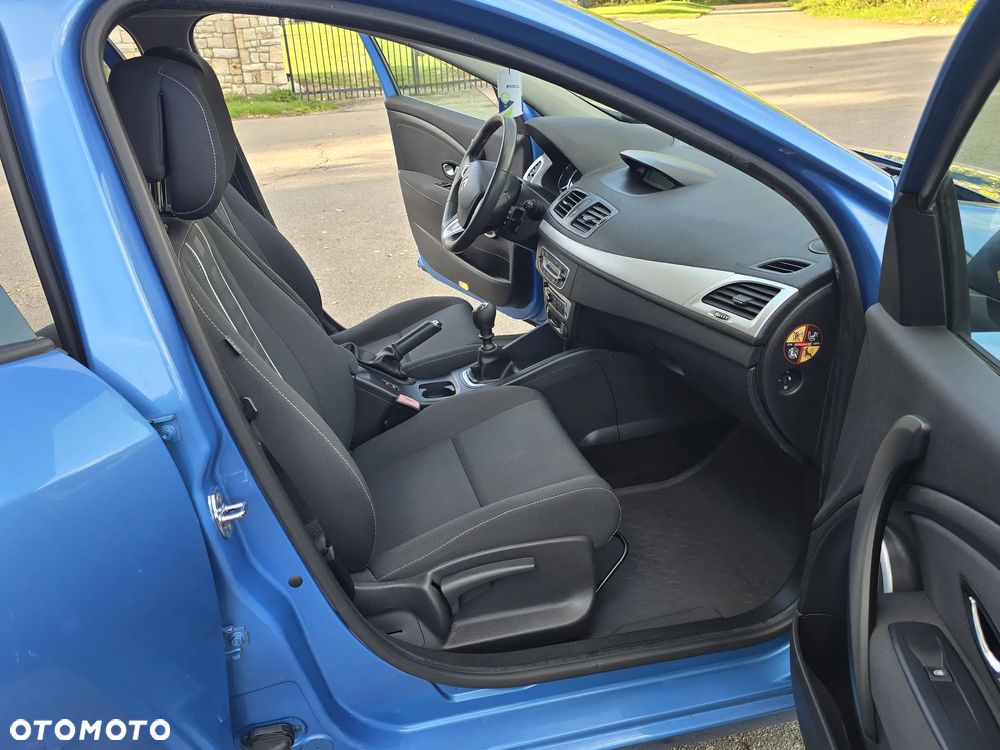 Renault Megane 1.6 16V Limited - 11
