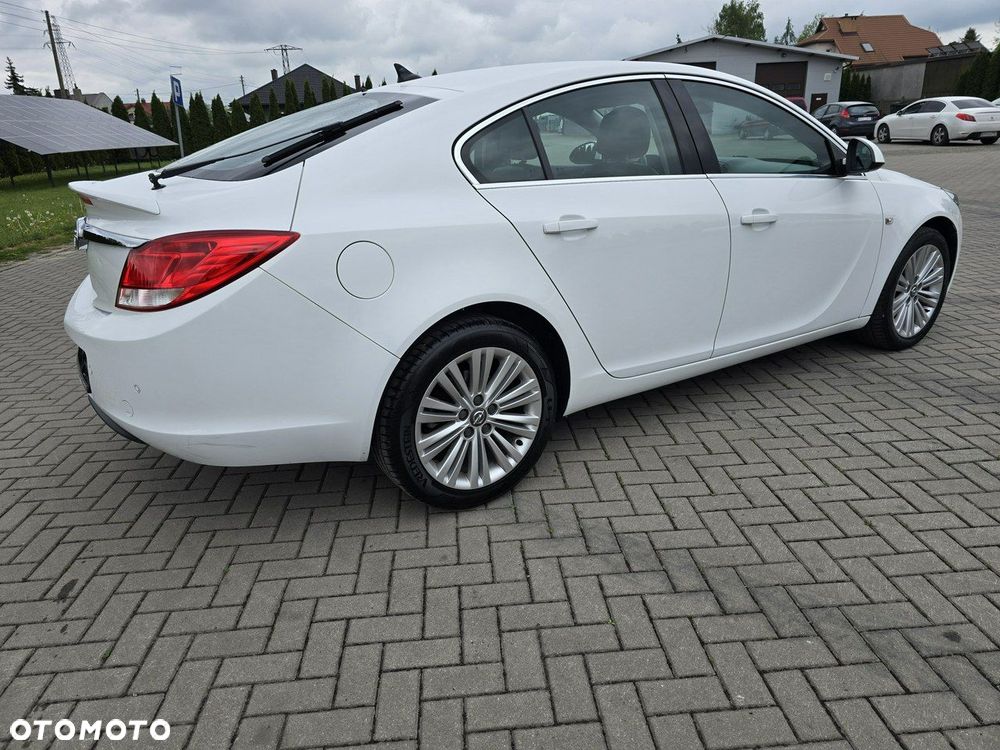 Opel Insignia - 8
