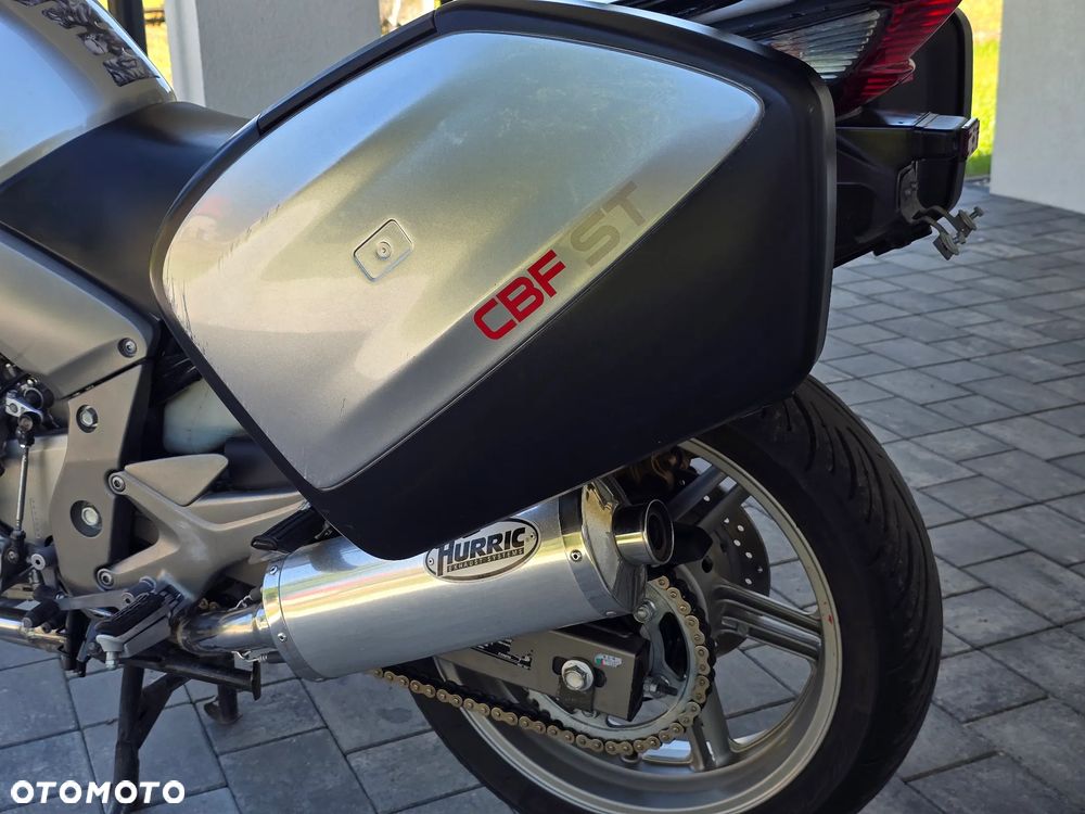 Honda CBF - 22