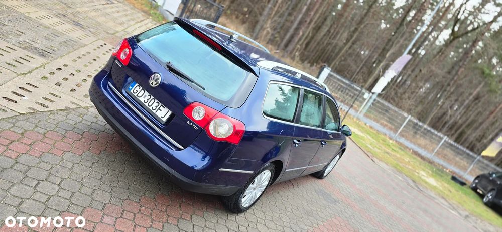 Volkswagen Passat 2.0 TDI Highline - 5