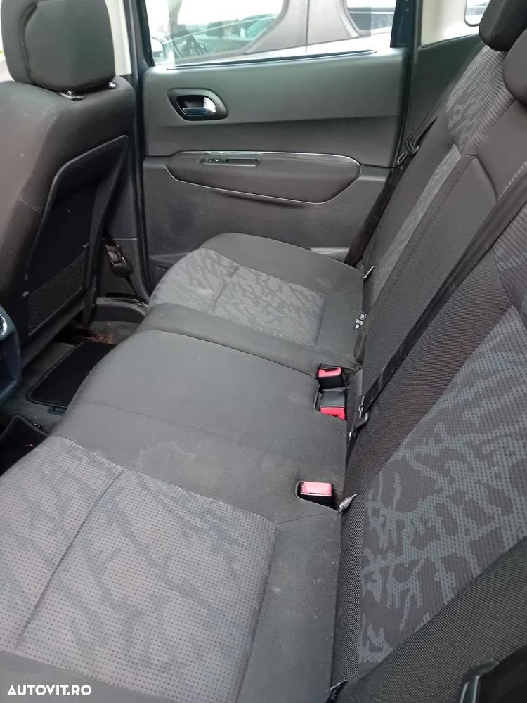 Peugeot 3008 2.0 HDI FAP Premium - 12