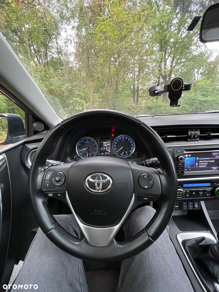 Toyota Auris 1.6 Dynamic - 20
