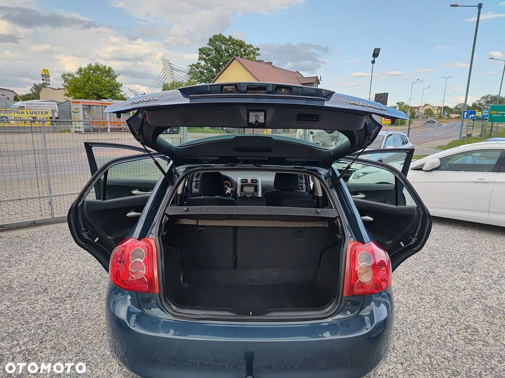 Toyota Auris 2.0 D-4D - 22