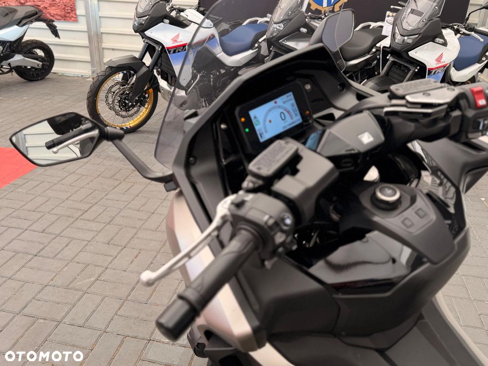 Honda NSS - 7