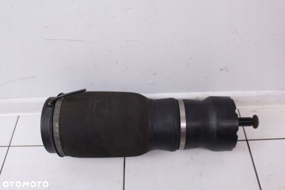 RANGE ROVER III L322 PODUSZKA MIECH TYŁ RKB000151 - 1