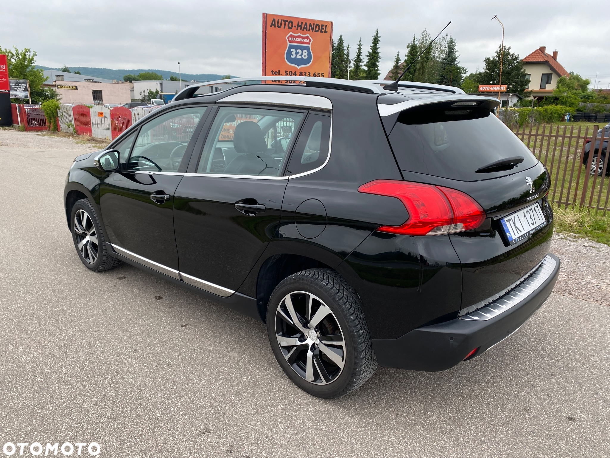 Peugeot 2008 1.6 e-HDi Allure S&S - 18