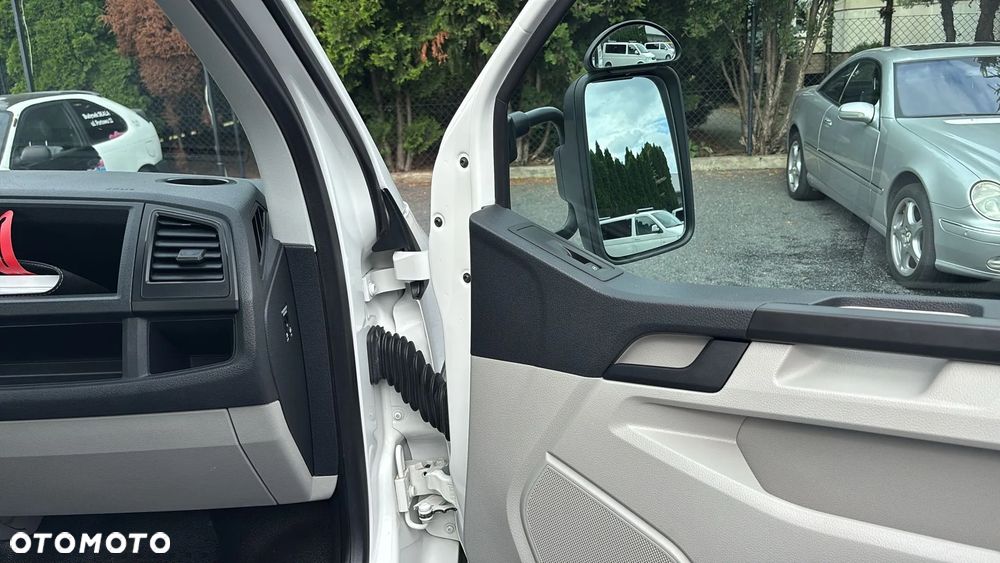 Volkswagen Transporter T6 - 16