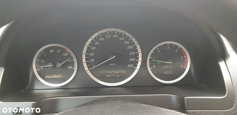 Mercedes-Benz Klasa C 200 CDI DPF Classic - 18