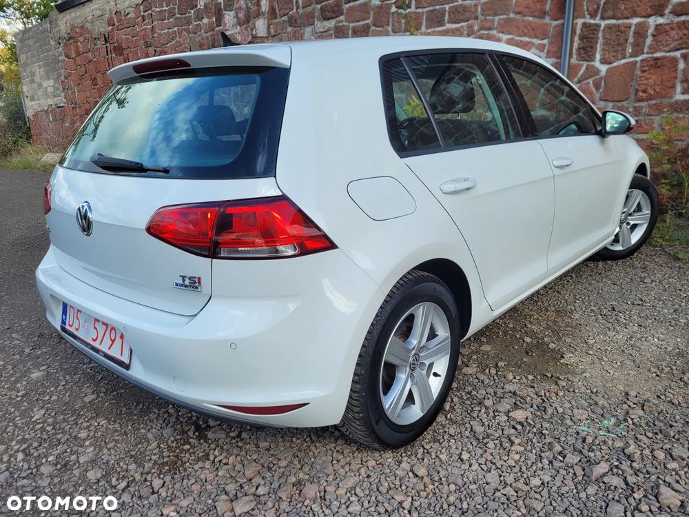 Volkswagen Golf - 11