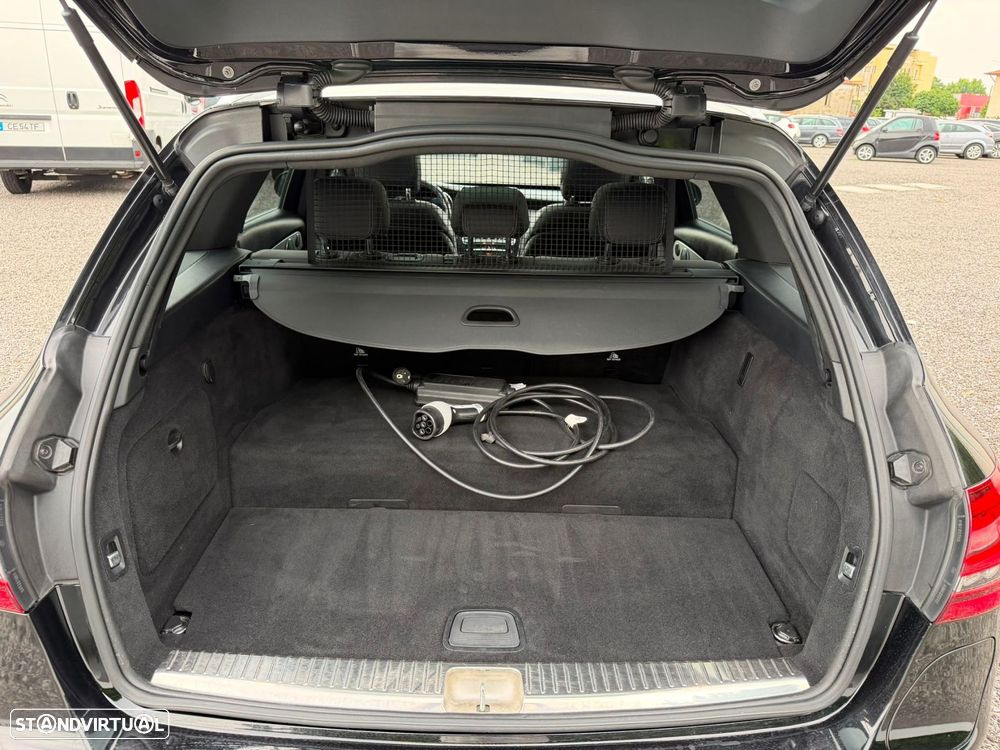 Mercedes-Benz C 300 - 33