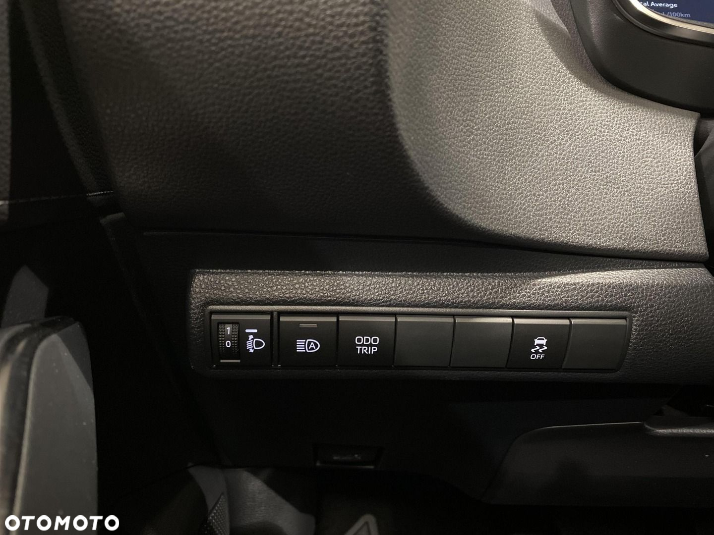 Toyota Corolla - 19