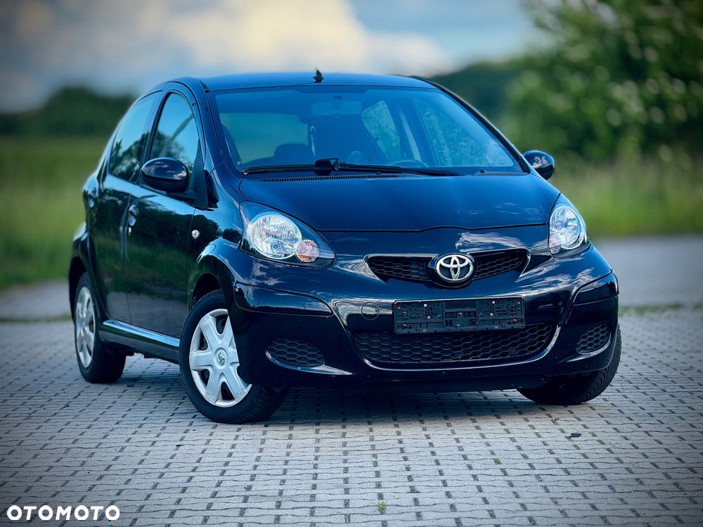 Toyota Aygo Black - 2
