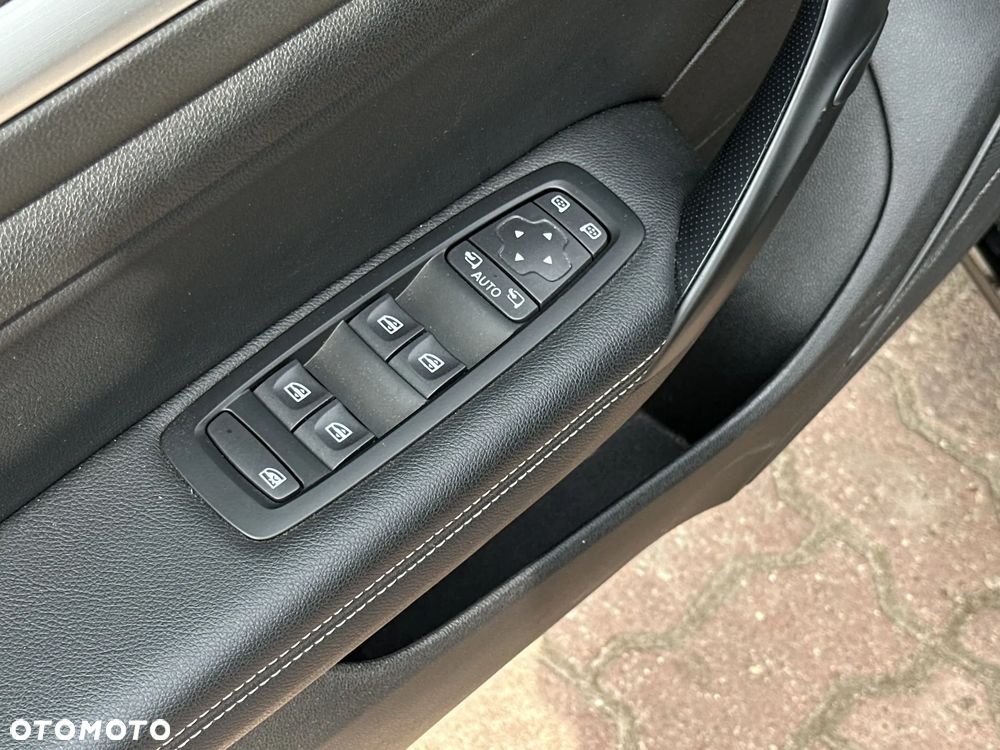 Renault Megane 1.3 TCe FAP Intens EDC - 11