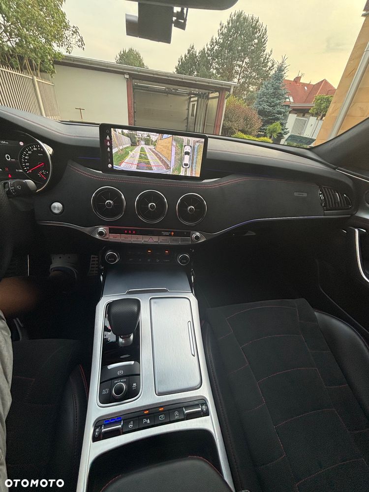 Kia Stinger 3.3 T-GDI V6 GT AWD - 8