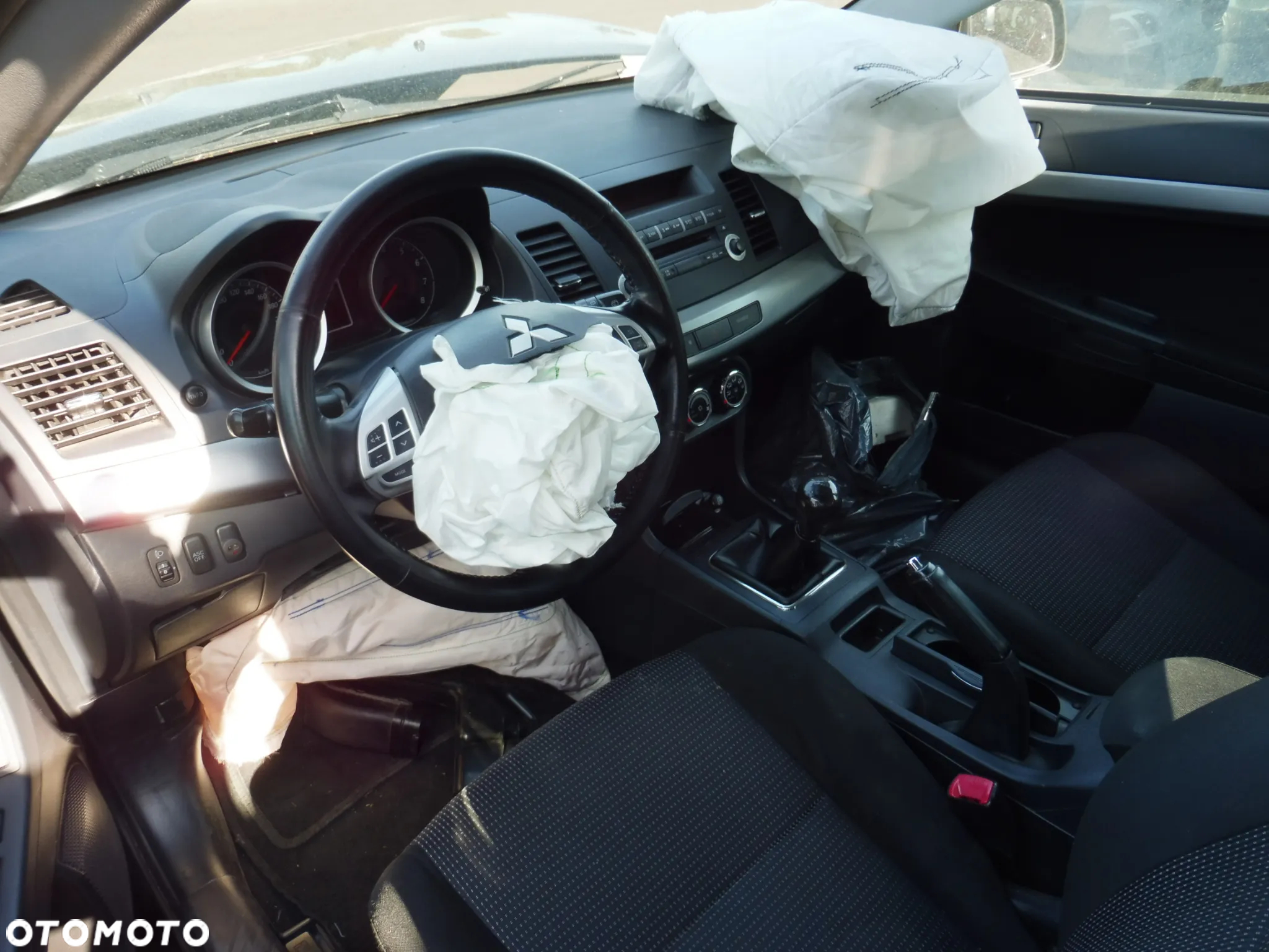 Mitsubishi Lancer VIII 1.8 16V 4B10 Skrzynia F5MBB X42A  Drzwi Zderzak Lampa - 6
