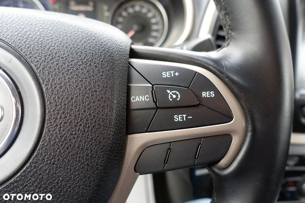 Jeep Cherokee 2.0 Multijet Longitude - 23