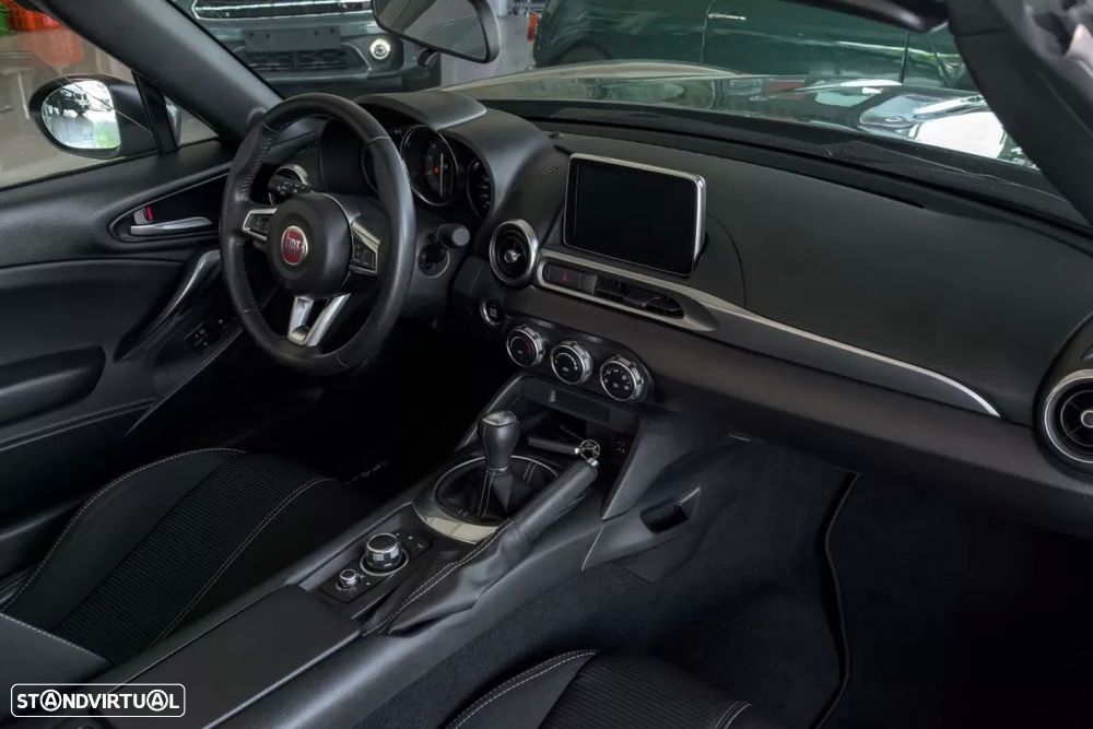 Fiat 124 Spider 1.4 T Multiair - 33