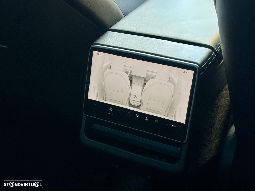Tesla Model 3 Tração Traseira Premium - 28