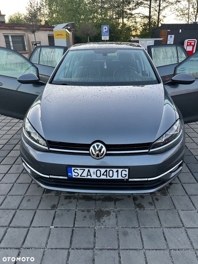 Volkswagen Golf - 2