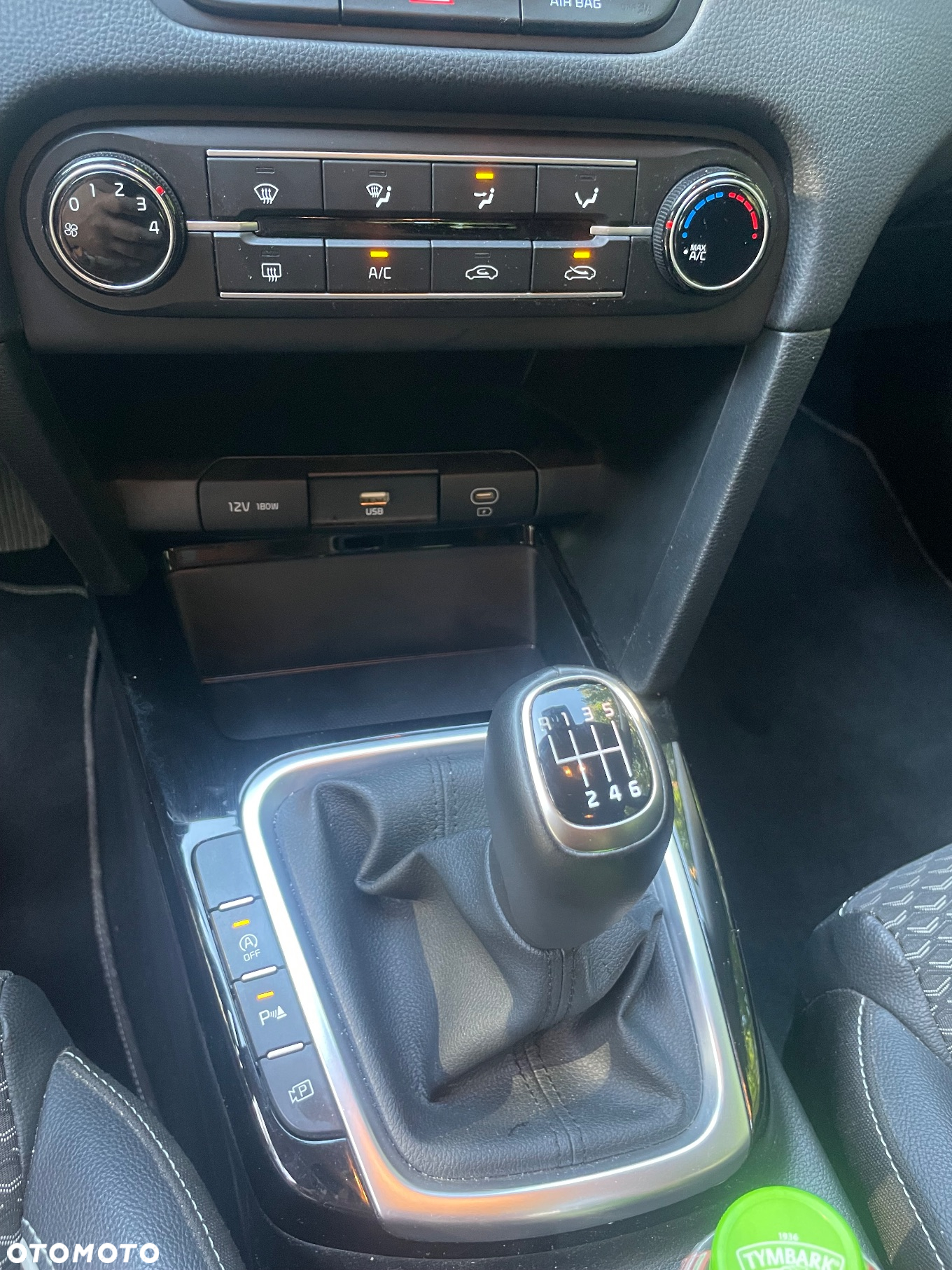 Kia Ceed - 13