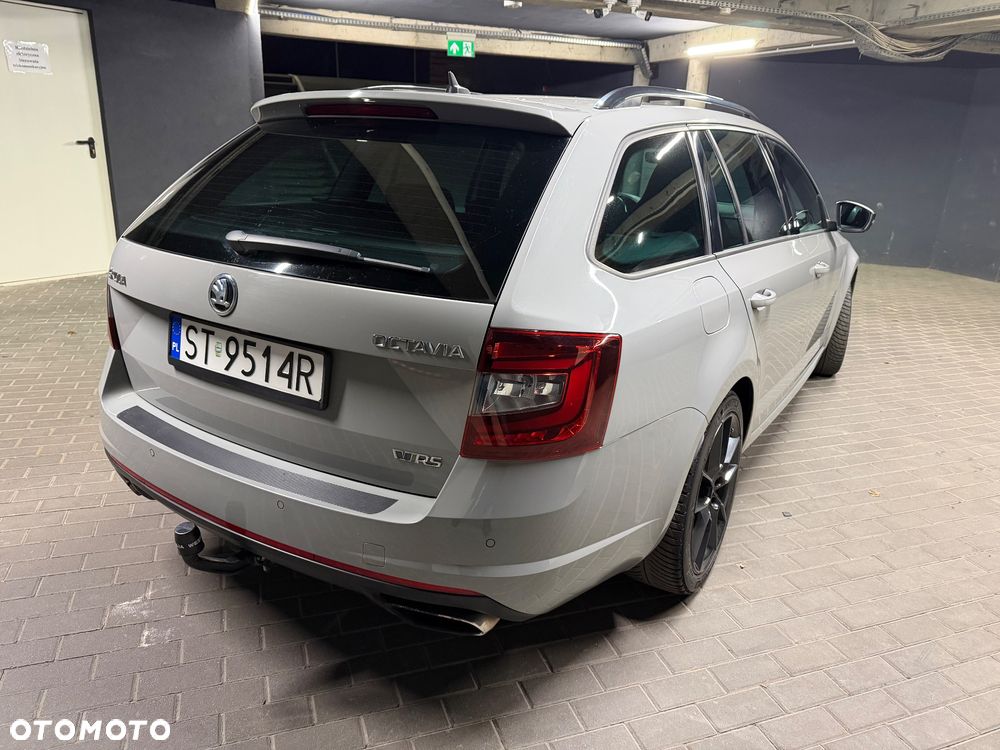 Skoda Octavia 2.0 TSI RS 245 DSG - 11