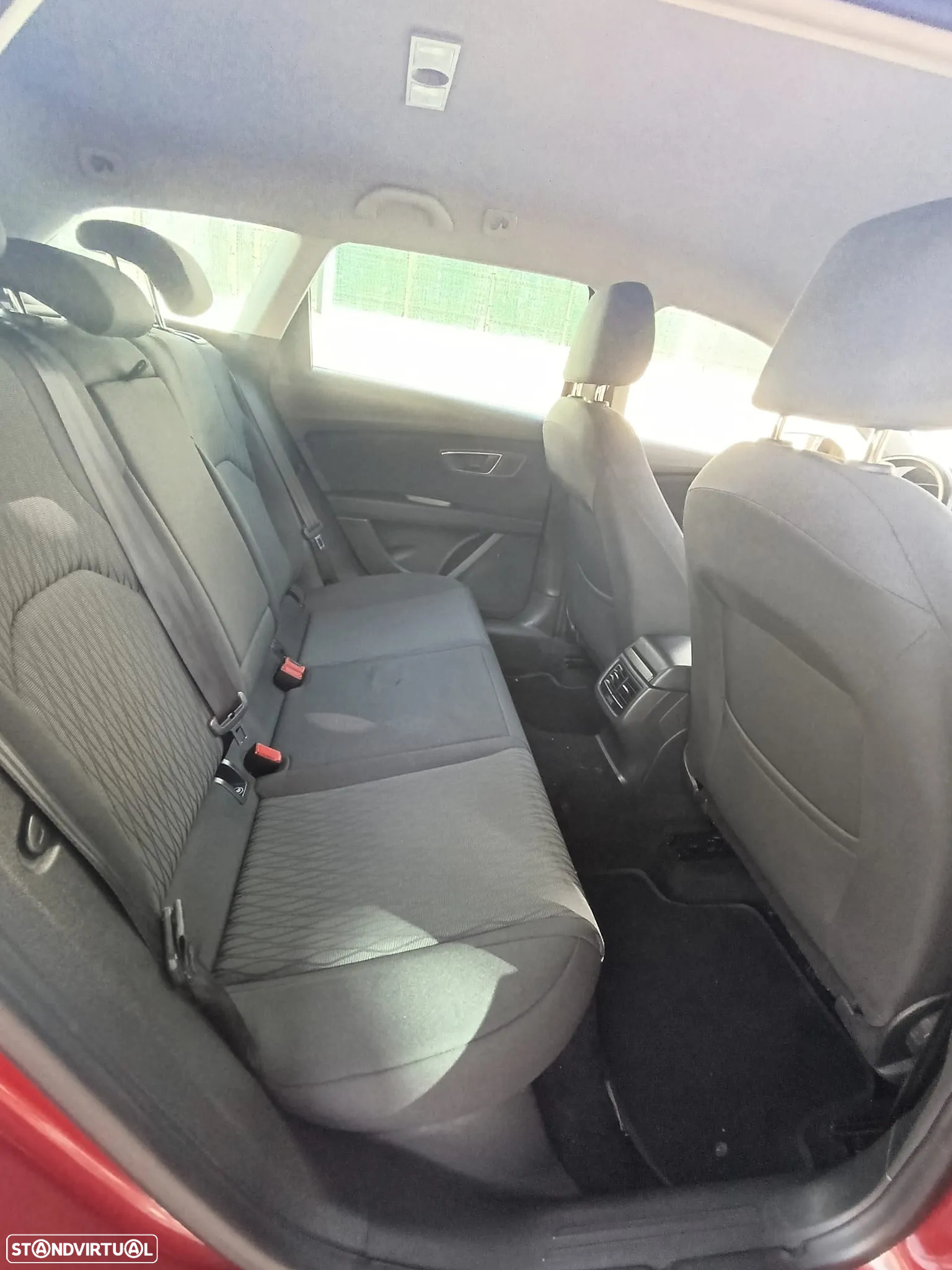 SEAT Leon ST 1.6 TDI Reference Ecomotive - 24