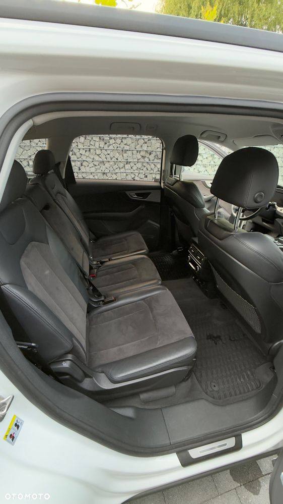 Audi Q7 - 13