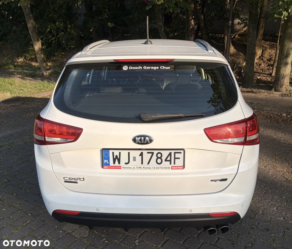 Kia Ceed 1.6 CRDi 136 DCT ISG GT Line - 6