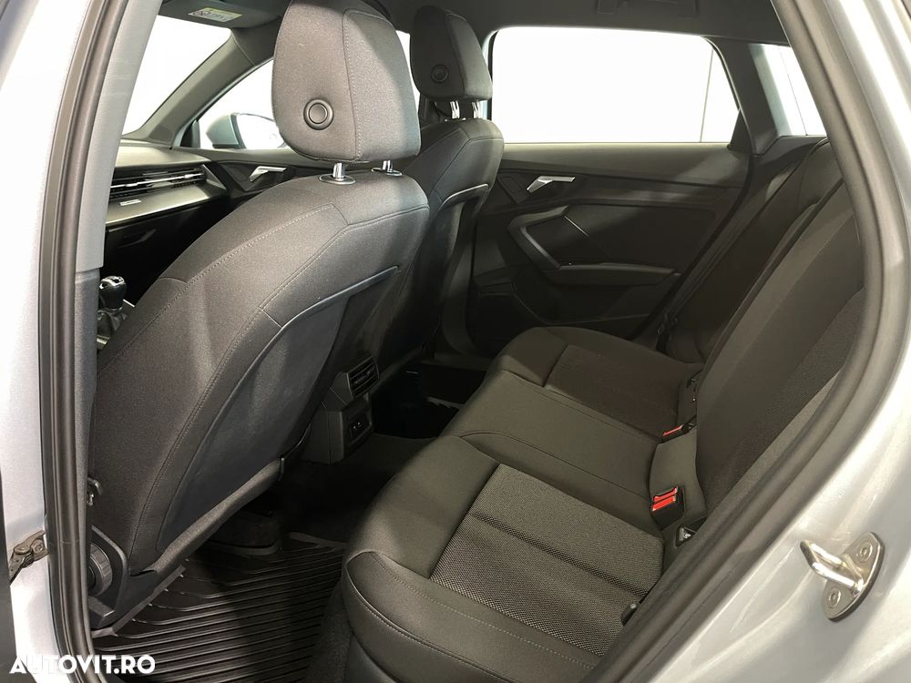 Audi A3 ack 2.0 30 TDI Advanced - 11