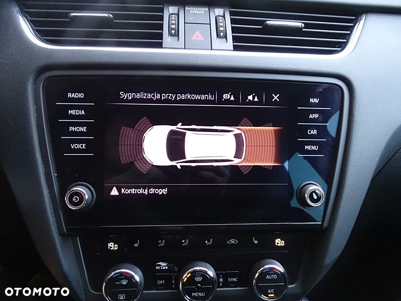 Skoda Octavia 2.0 TDI Clever - 36