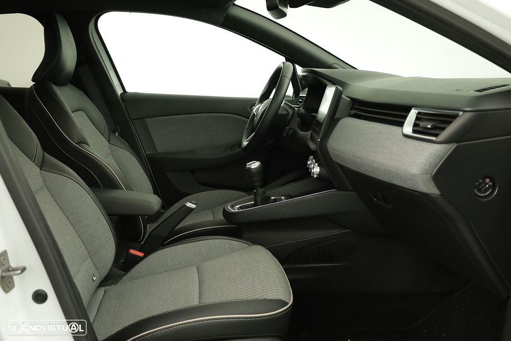 Renault Clio 1.0 TCe Techno - 21