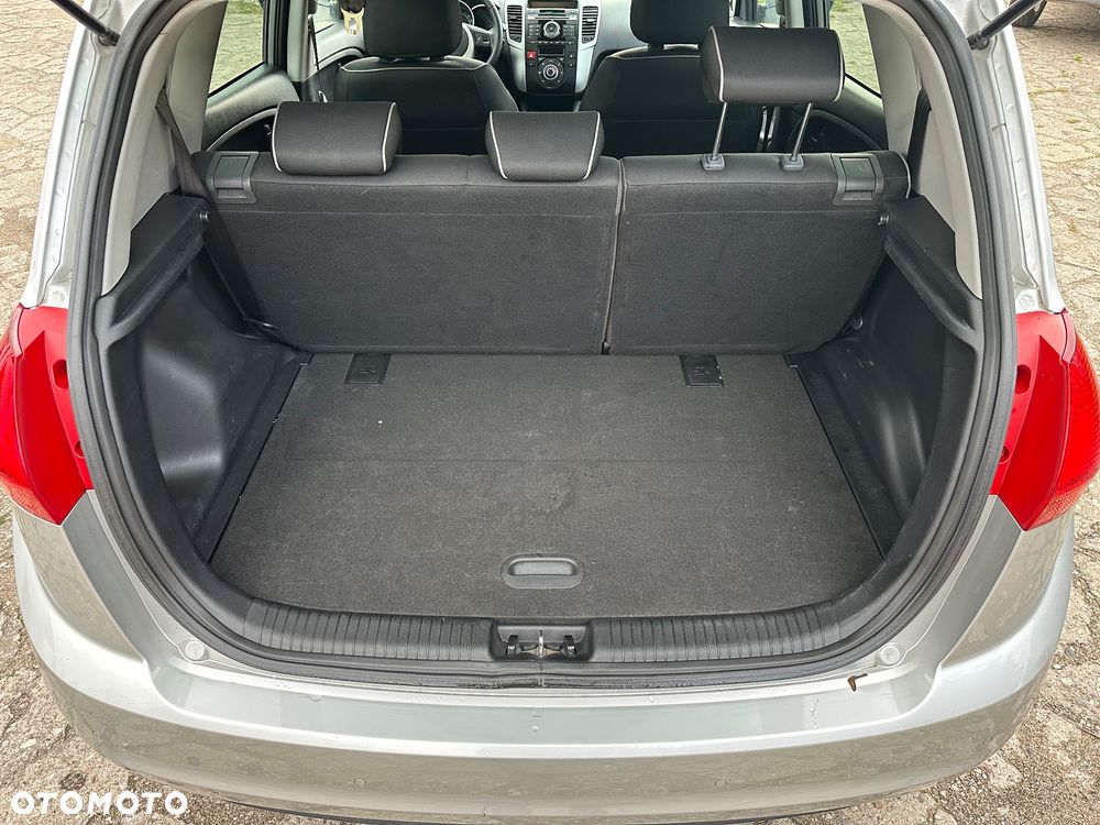 Kia Venga 1.6 CRDi M - 21