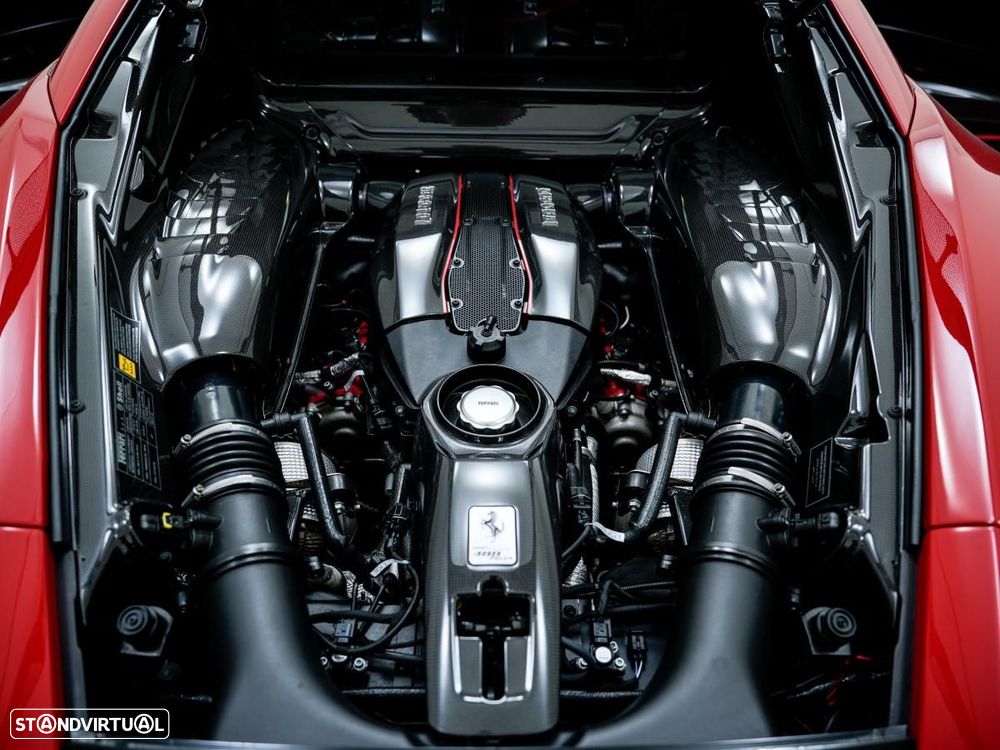 Ferrari 488 Pista - 16