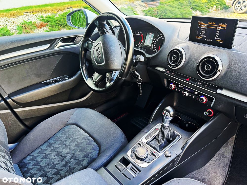 Audi A3 Sportback 1.6 TDI (clean diesel) S tronic Attraction - 31