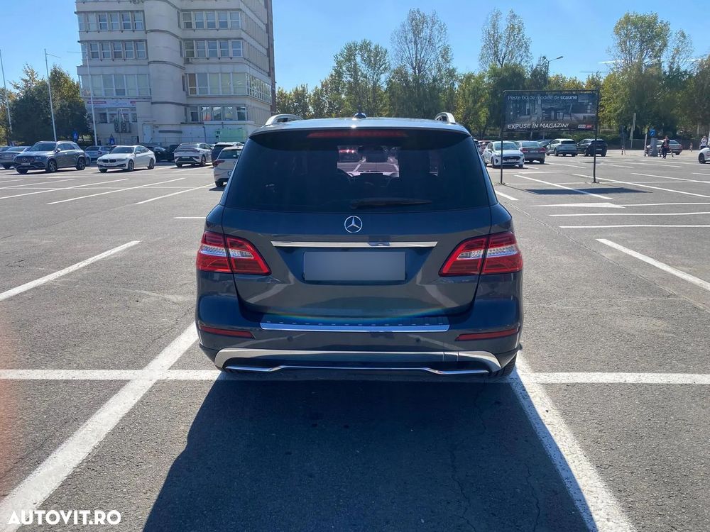 Mercedes-Benz ML 350 BlueTec 4MATIC Aut - 3