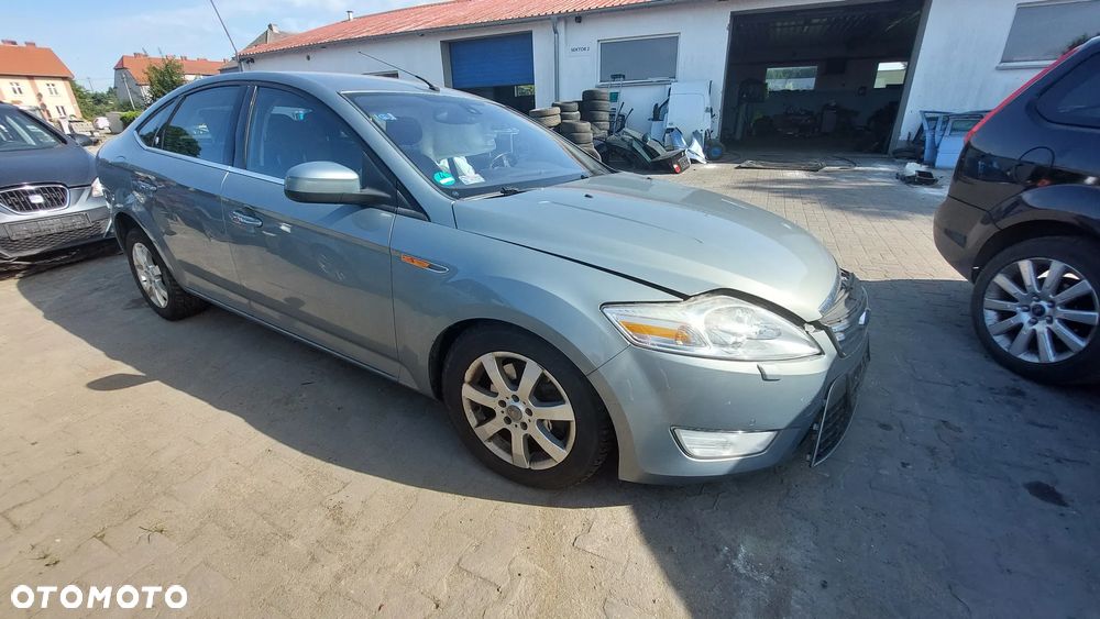 Ford mondeo MK4 2007 benzyna na części lampa klapa drzwi szyby silnik skrzynia lusterko tapicerka - 2