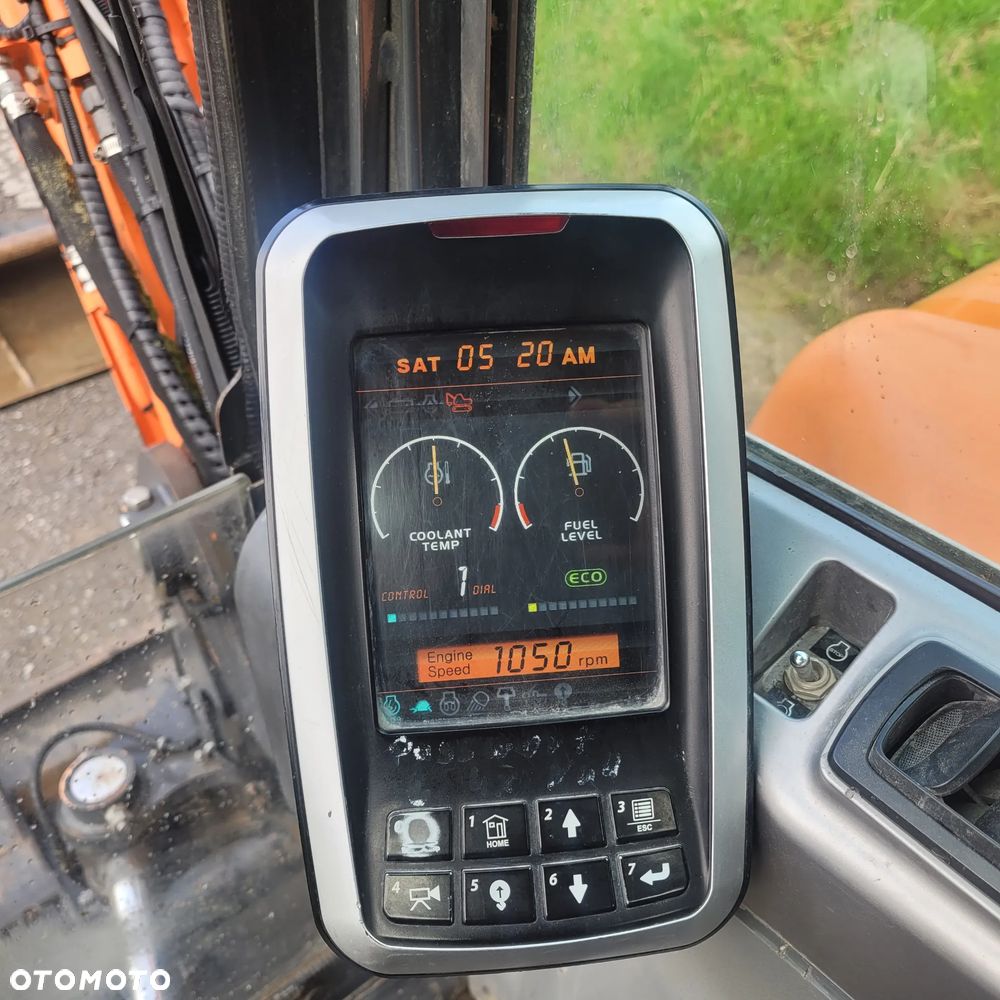 Doosan DX85R - 11