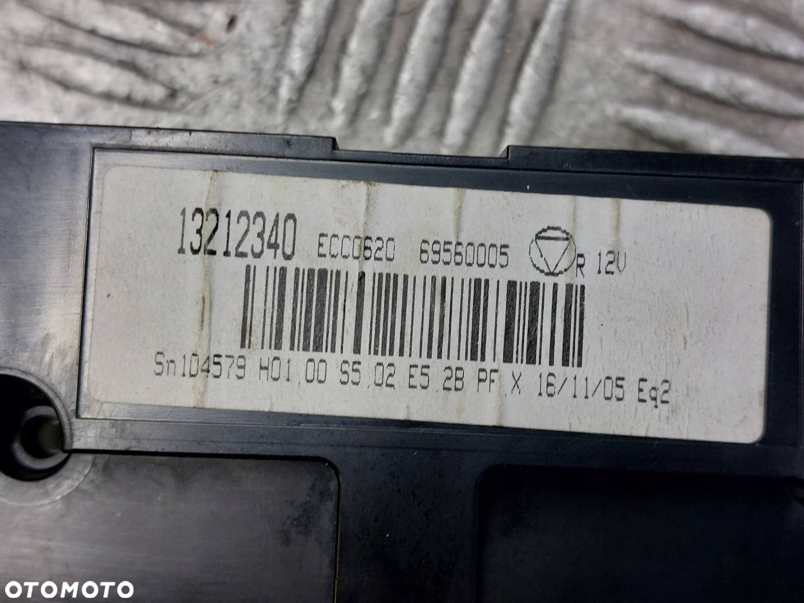 PANEL NAWIEWU OPEL VECTRA C LIFT 13212340 - 3