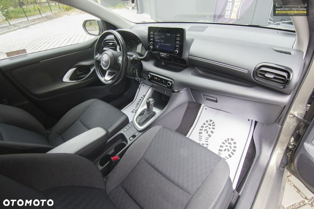 Toyota Yaris Hybrid 1.5 Comfort - 28