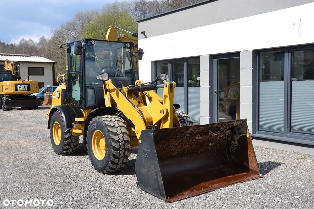 Caterpillar 908 M - 15