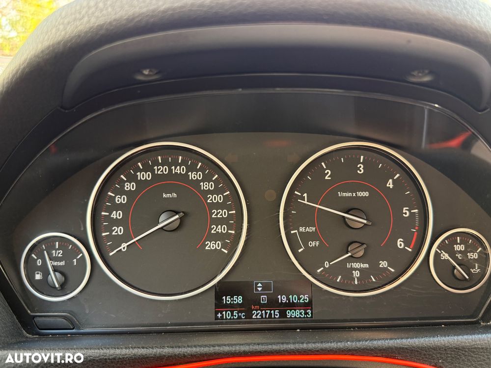 BMW Seria 3 318d Touring Sport Line - 7