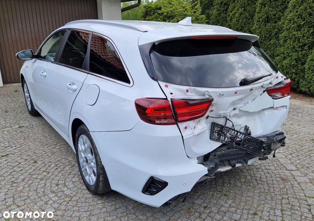 Kia Ceed - 5