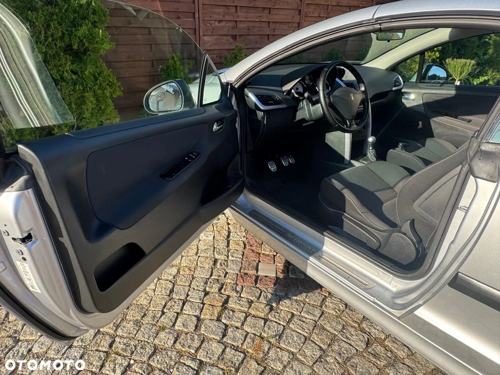 Peugeot 207 CC 120 VTi Access - 10